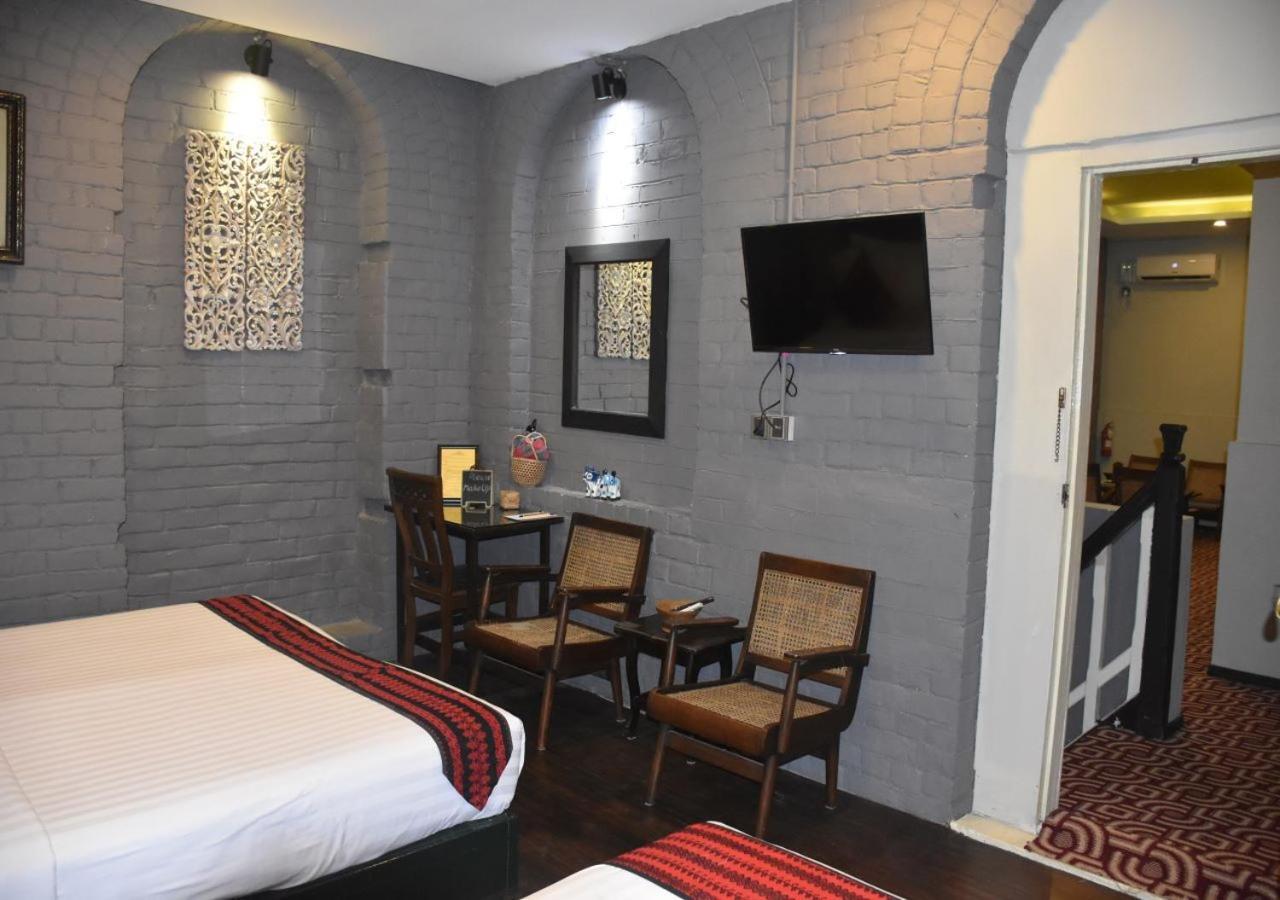 Hotel @ Yangon Heritage Экстерьер фото